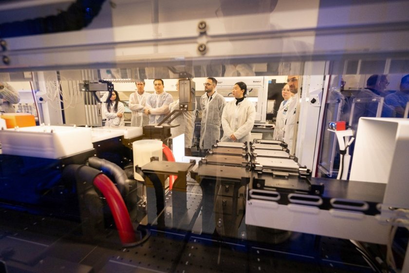 Demo Biodiscovery lab (Beeld: Guy Ackermans) Demo Biodiscovery lab (Beeld: Guy Ackermans)